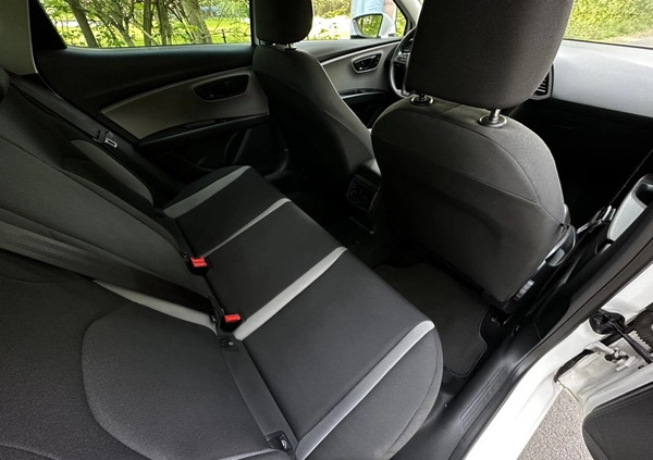 Seat Leon cena 26900 przebieg: 150000, rok produkcji 2013 z Góra małe 211